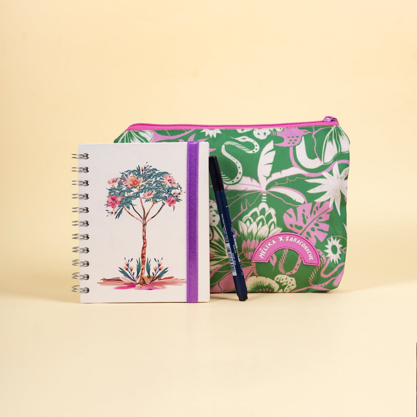 Kit cuaderno pequeño más cartuchera